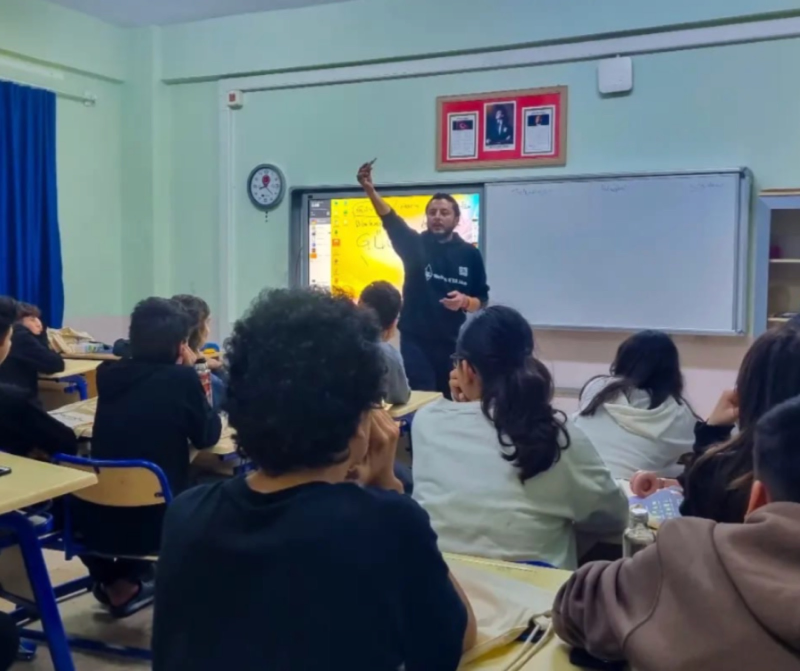 Kaş Science High School, classroom session